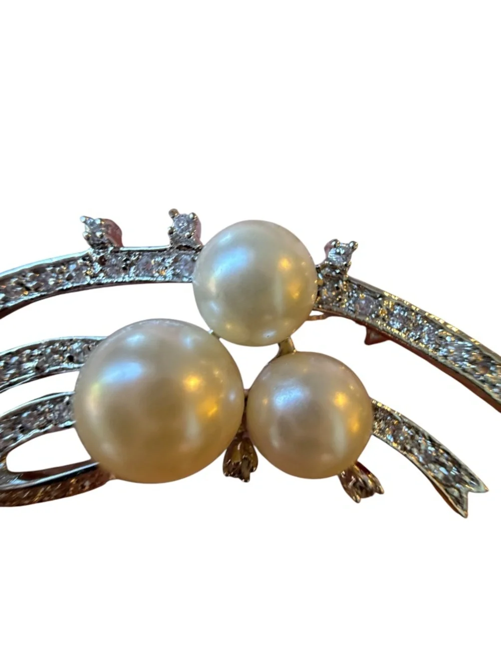 Genevive Women's Silver CZ Brooch - NWOT